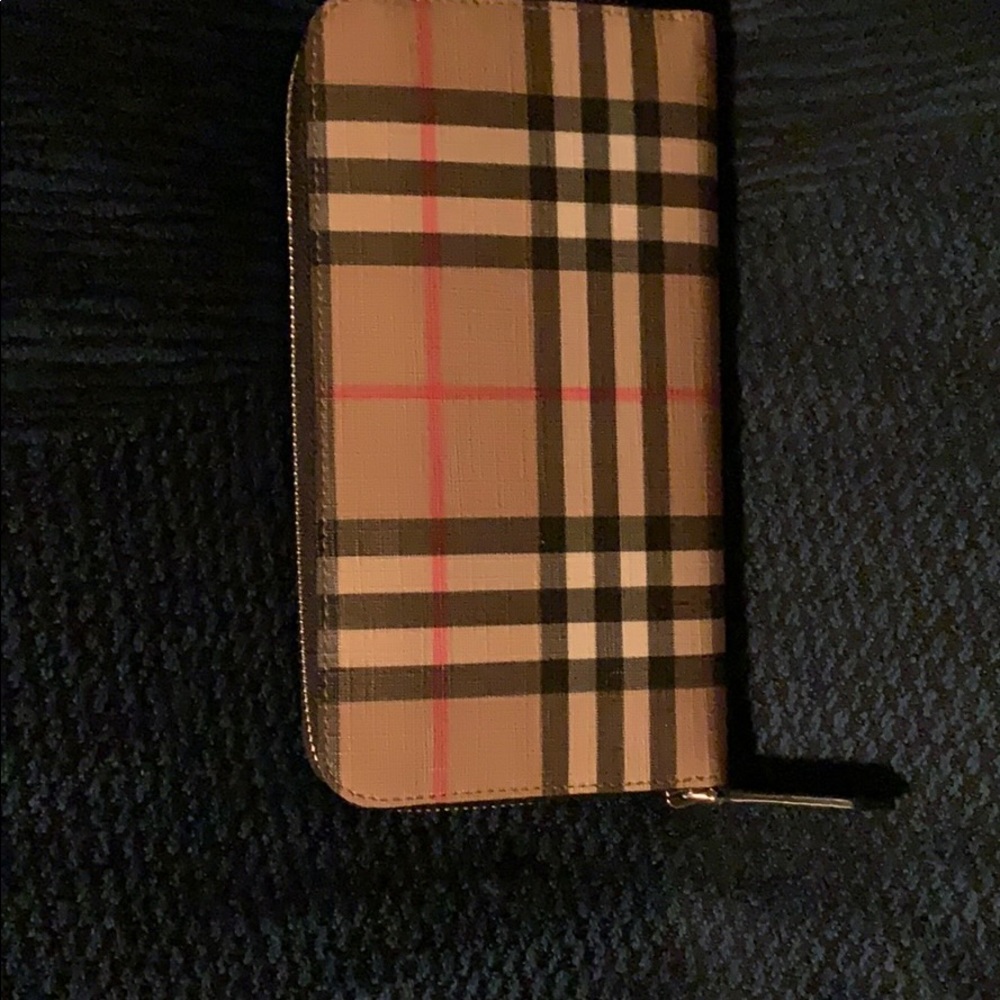 Classic Burberry wallet